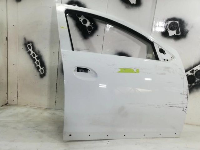 bontott DACIA LOGAN Jobb első Ajtó (Üres lemez)