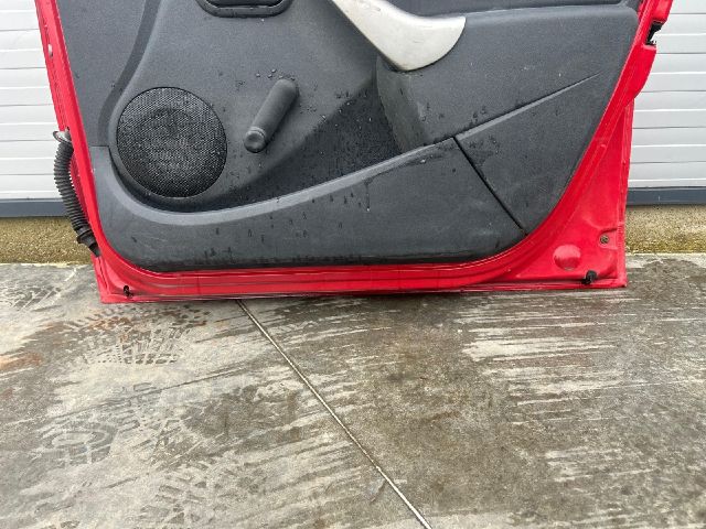 bontott DACIA LOGAN Jobb első Ajtó (Üres lemez)