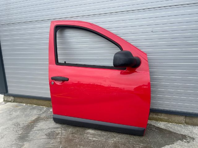 bontott DACIA LOGAN Jobb első Ajtó (Üres lemez)