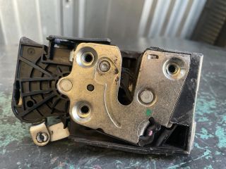 bontott DACIA LOGAN Jobb első Ajtózár