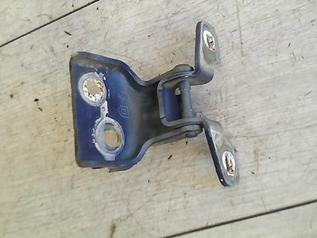 bontott DACIA LOGAN Jobb első Alsó Zsanér