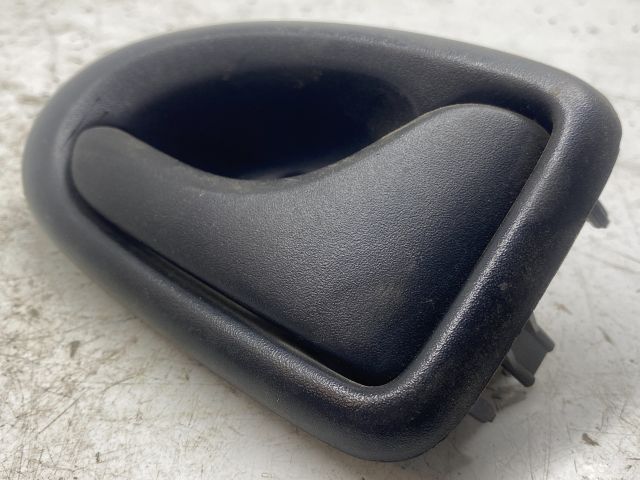 bontott DACIA LOGAN Jobb első Belső Kilincs