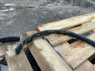 bontott DACIA LOGAN Jobb első Gumikéder