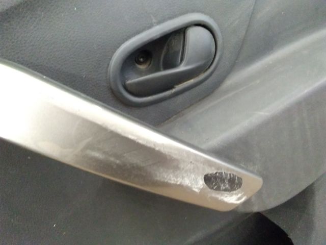 bontott DACIA LOGAN Jobb első Kilincs Bowden