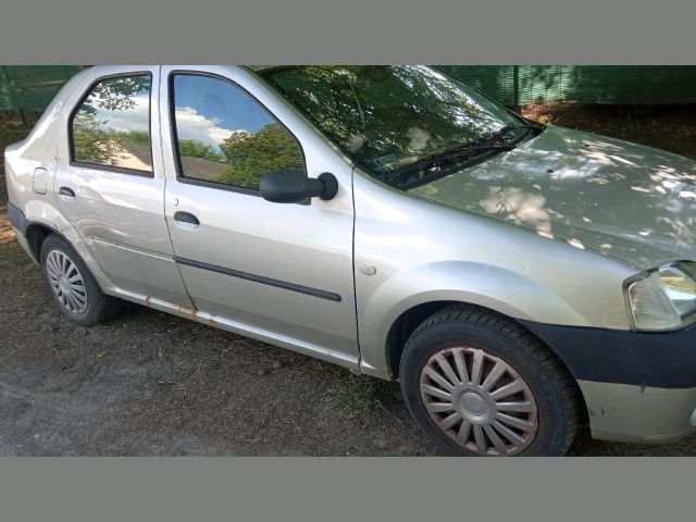 bontott DACIA LOGAN Jobb első Sárvédő Irányjelző