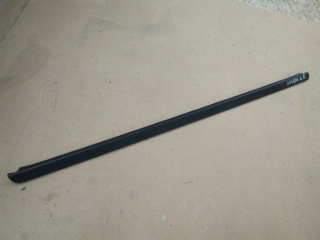 bontott DACIA LOGAN Jobb első Vízlehúzó Gumicsík