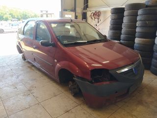 bontott DACIA LOGAN Jobb első Vízlehúzó Gumicsík