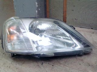 bontott DACIA LOGAN Jobb Fényszóró