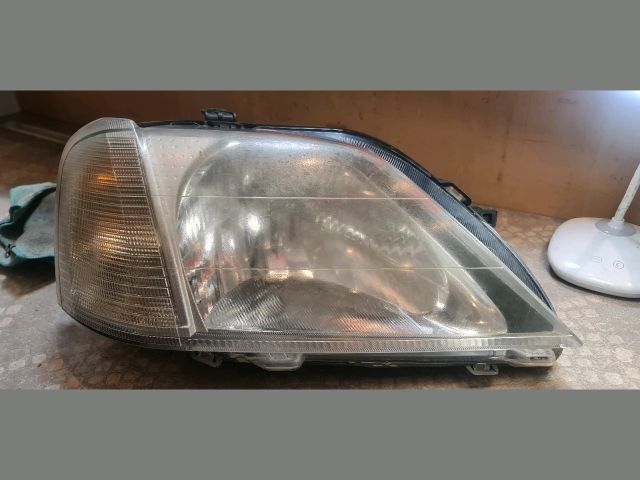 bontott DACIA LOGAN Jobb Fényszóró