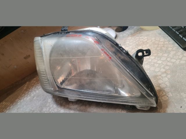 bontott DACIA LOGAN Jobb Fényszóró