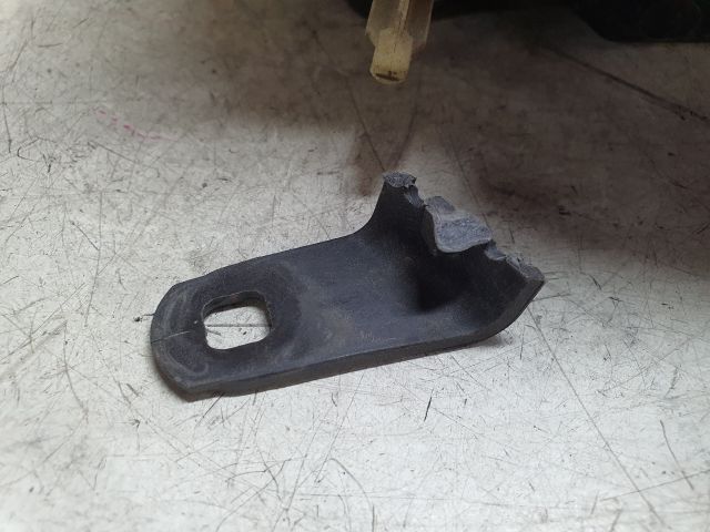 bontott DACIA LOGAN Jobb Fényszóró