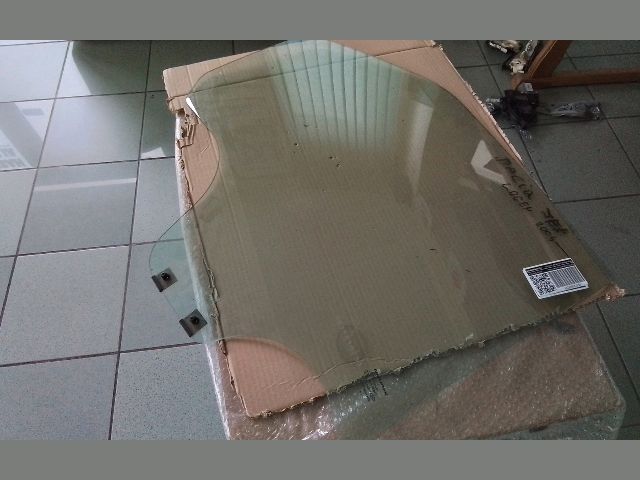 bontott DACIA LOGAN Jobb hátsó Ablak