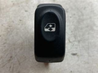 bontott DACIA LOGAN Jobb hátsó Ablakemelő Kapcsoló