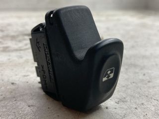 bontott DACIA LOGAN Jobb hátsó Ablakemelő Kapcsoló