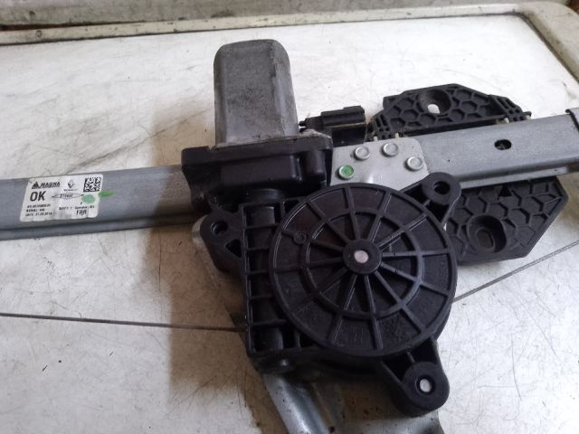 bontott DACIA LOGAN Jobb hátsó Ablakemelő Szerkezet (Elektromos)