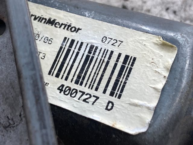 bontott DACIA LOGAN Jobb hátsó Ablakemelő Szerkezet (Elektromos)