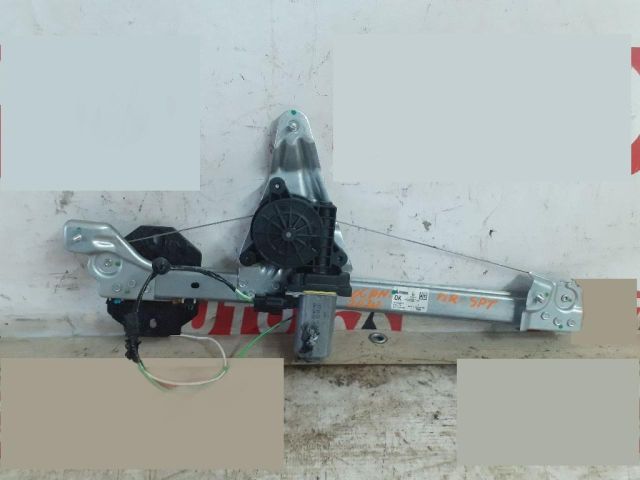 bontott DACIA LOGAN Jobb hátsó Ablakemelő Szerkezet (Elektromos)