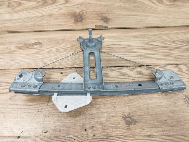 bontott DACIA LOGAN Jobb hátsó Ablakemelő Szerkezet (Mechanikus)