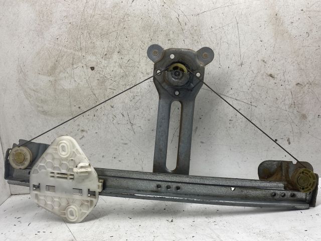 bontott DACIA LOGAN Jobb hátsó Ablakemelő Szerkezet (Mechanikus)