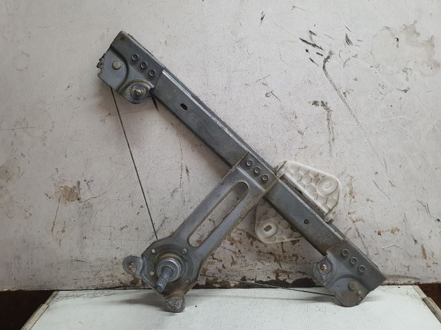 bontott DACIA LOGAN Jobb hátsó Ablakemelő Szerkezet (Mechanikus)