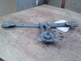 bontott DACIA LOGAN Jobb hátsó Ablakemelő Szerkezet (Mechanikus)