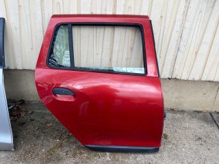 bontott DACIA LOGAN Jobb hátsó Ajtó (Részeivel)