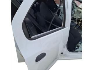 bontott DACIA LOGAN Jobb hátsó Ajtó (Üres lemez)