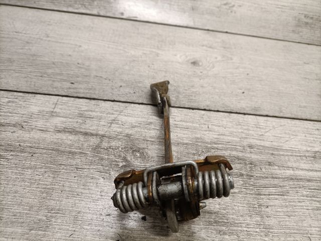 bontott DACIA LOGAN Jobb hátsó Ajtóhatároló