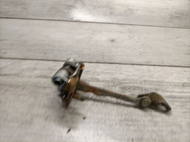 bontott DACIA LOGAN Jobb hátsó Ajtóhatároló