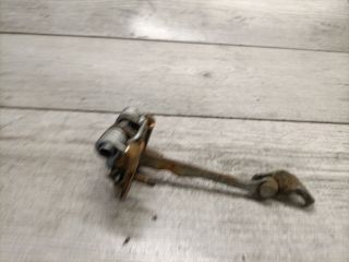 bontott DACIA LOGAN Jobb hátsó Ajtóhatároló