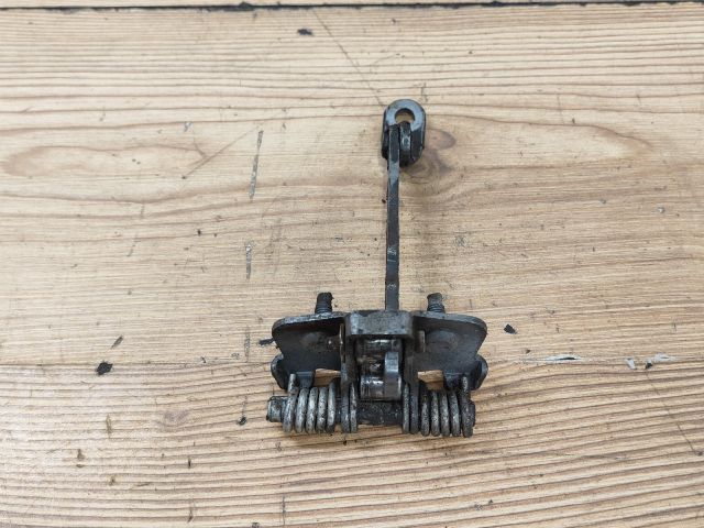 bontott DACIA LOGAN Jobb hátsó Ajtóhatároló