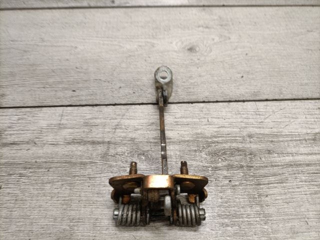 bontott DACIA LOGAN Jobb hátsó Ajtóhatároló