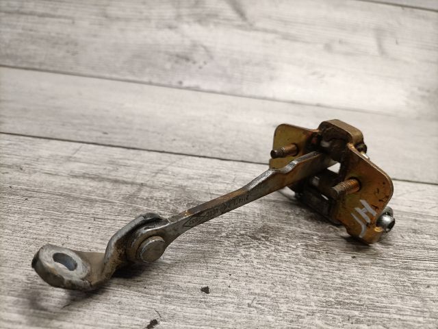 bontott DACIA LOGAN Jobb hátsó Ajtóhatároló