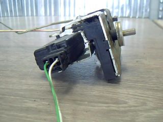 bontott DACIA LOGAN Jobb hátsó Ajtózár