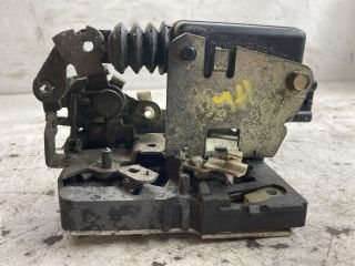 bontott DACIA LOGAN Jobb hátsó Ajtózár