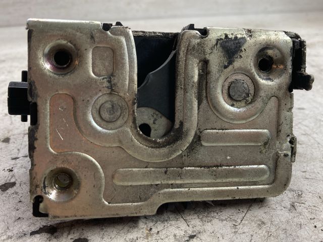 bontott DACIA LOGAN Jobb hátsó Ajtózár