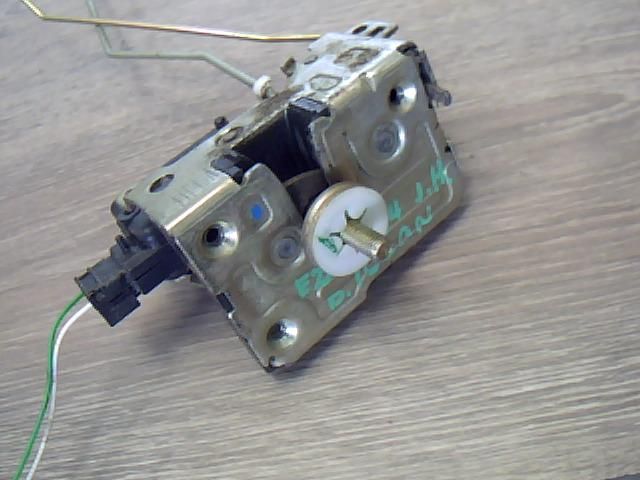 bontott DACIA LOGAN Jobb hátsó Ajtózár