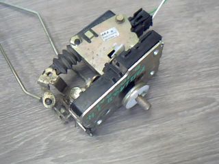 bontott DACIA LOGAN Jobb hátsó Ajtózár