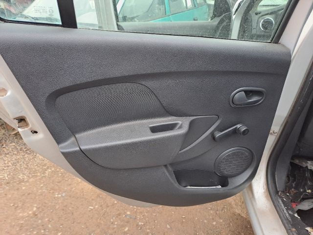 bontott DACIA LOGAN Jobb hátsó Biztonsági Öv Csat