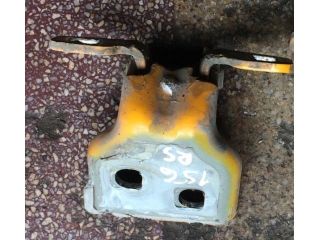 bontott DACIA LOGAN Jobb hátsó Felső Zsanér