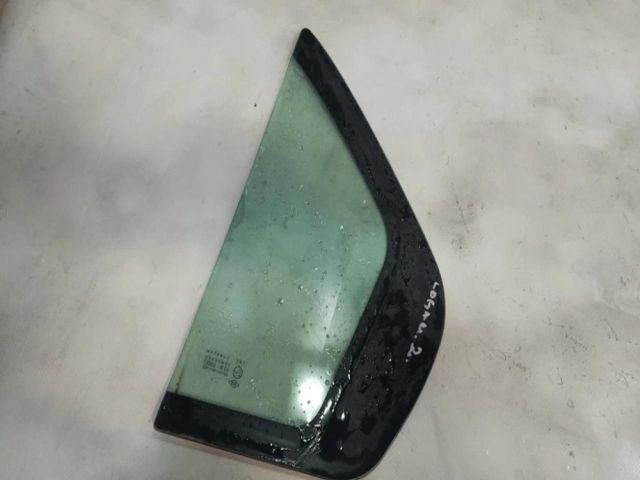 bontott DACIA LOGAN Jobb hátsó Fixüveg (Ajtóban)