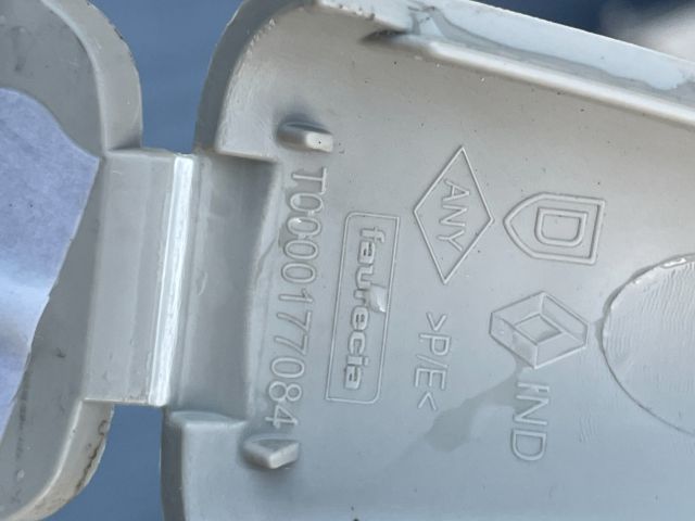 bontott DACIA LOGAN Jobb hátsó Kapaszkodó (Felső)