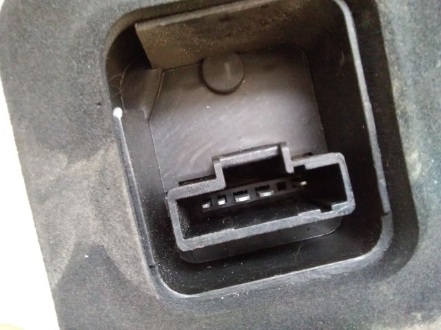 bontott DACIA LOGAN Jobb Hátsó Lámpa Foglalat