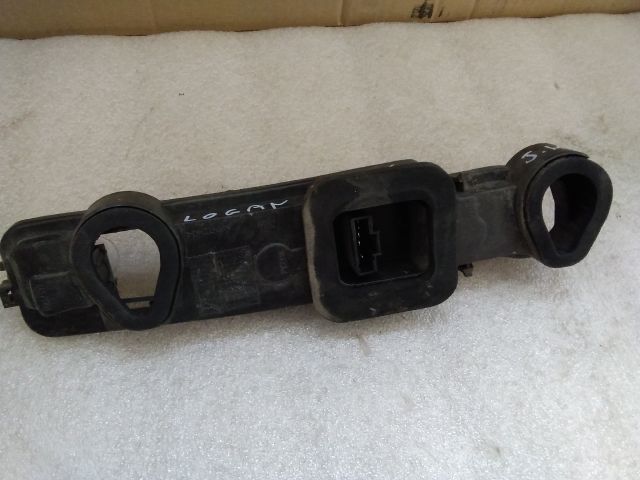 bontott DACIA LOGAN Jobb Hátsó Lámpa Foglalat