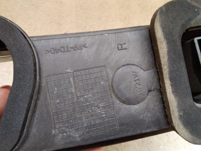 bontott DACIA LOGAN Jobb Hátsó Lámpa Foglalat