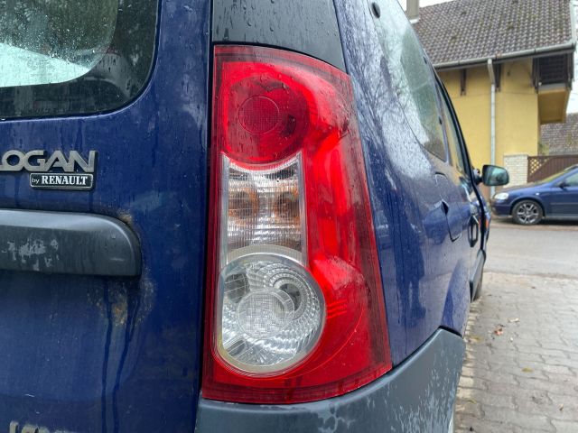 bontott DACIA LOGAN Jobb Hátsó Lámpa