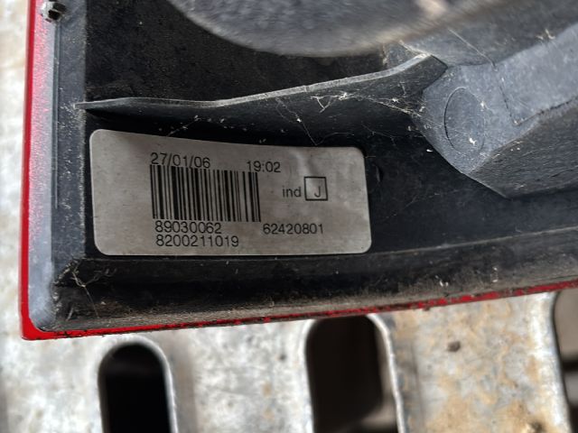 bontott DACIA LOGAN Jobb Hátsó Lámpa