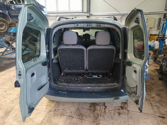 bontott DACIA LOGAN Jobb Hátsó Lámpa