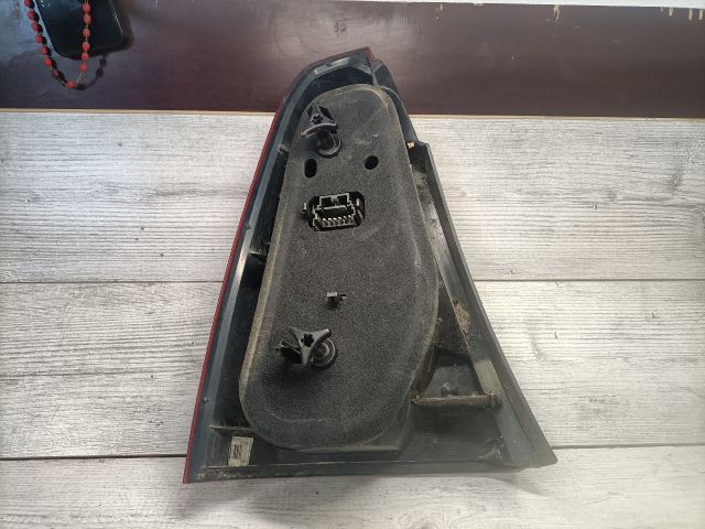 bontott DACIA LOGAN Jobb Hátsó Lámpa