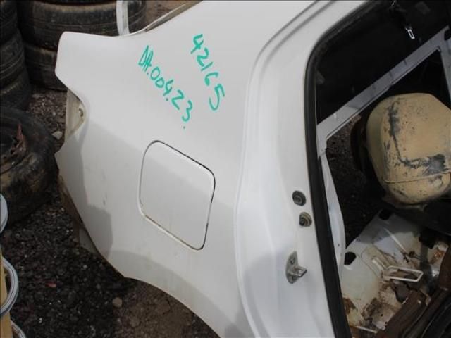 bontott DACIA LOGAN Jobb hátsó Sárvédő